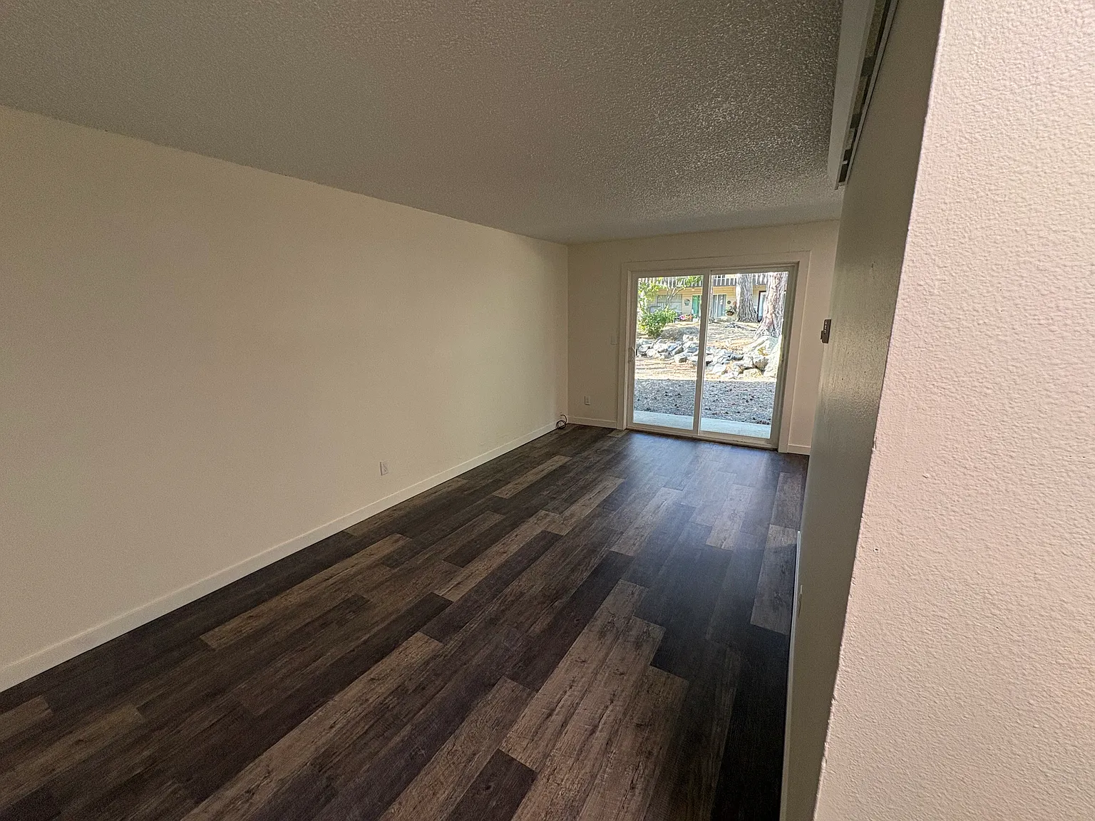 1 bed, 600 sqft, $1,295 — Photo 3