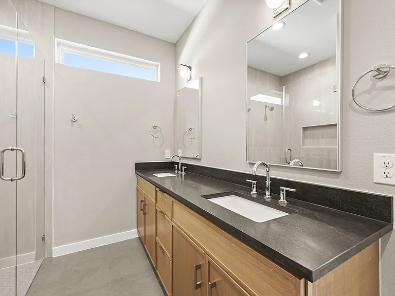 4801 Sara Dr #B — Photo 12