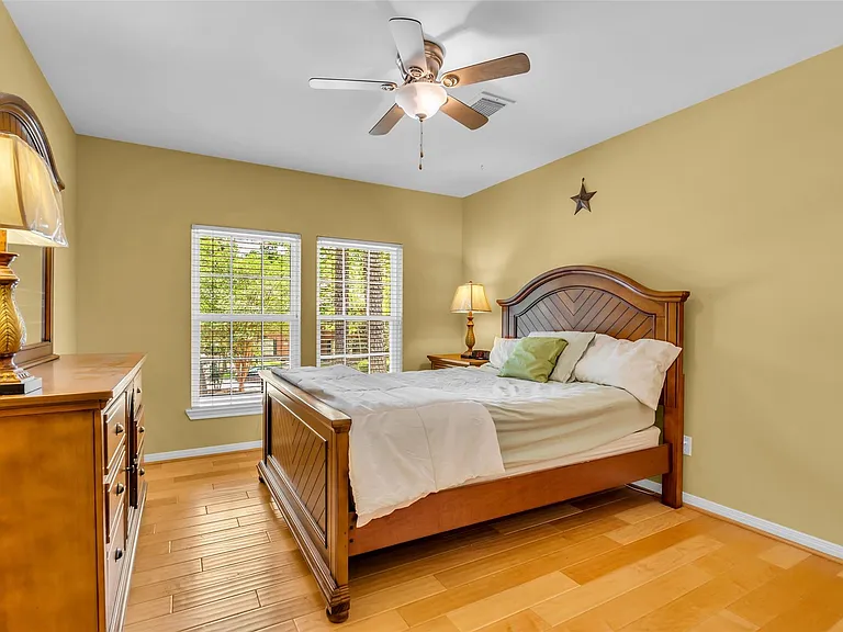 98 Winding Creek Pl — Photo 10