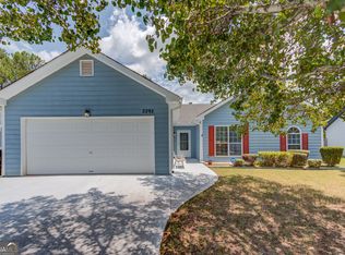 2292 Red Rose Ln, Loganville, GA 30052