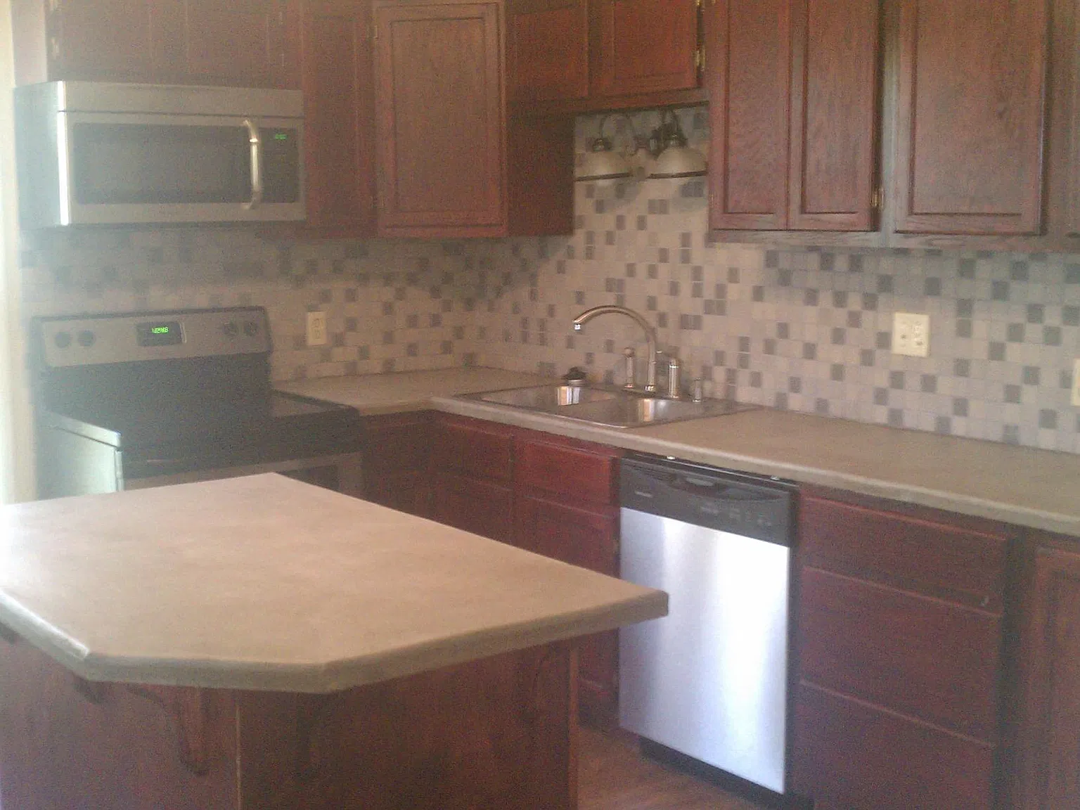 2 bed, 1344 sqft, $1,500 — Photo 3