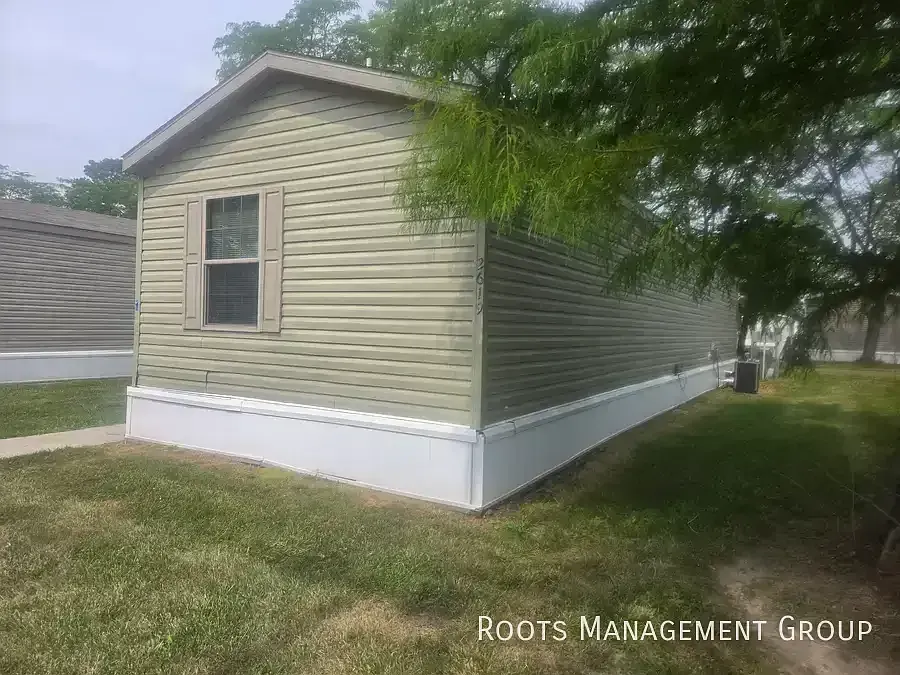 3 Bed 2 Bath Home Available for Lease at Saginaw Villas - Apply Now! — Photo 2