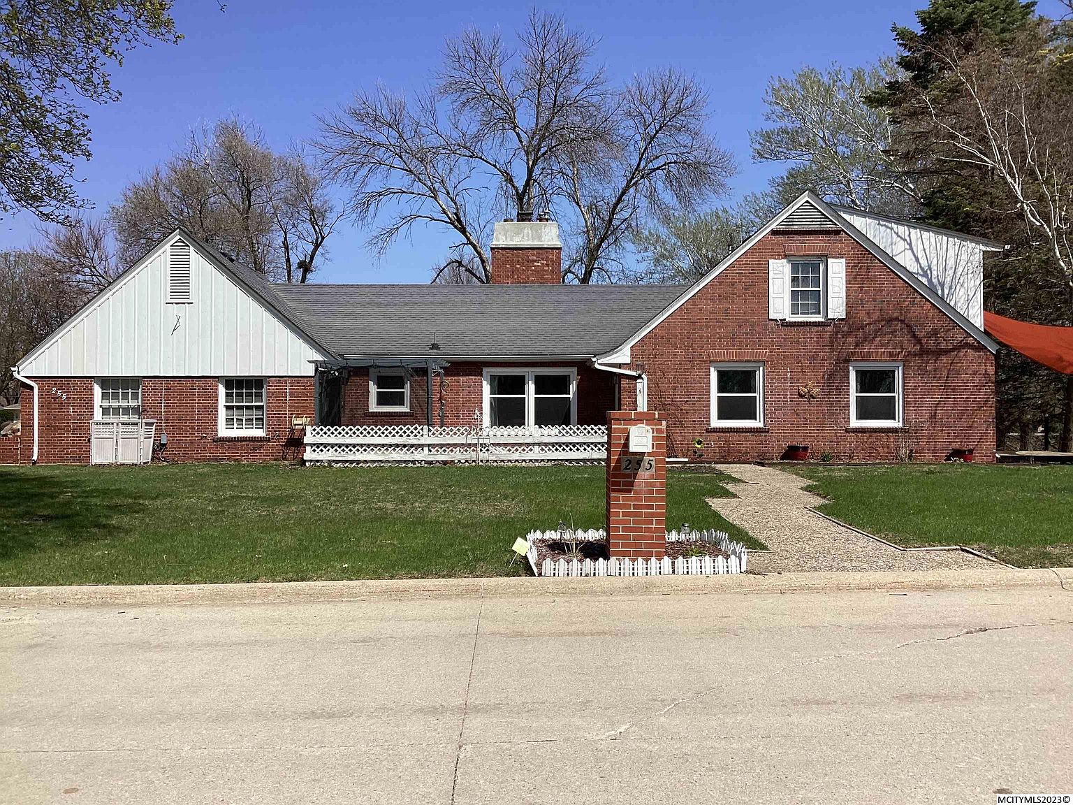 255 Willowbrook Dr, Mason City, IA 50401 MLS 230021 Zillow