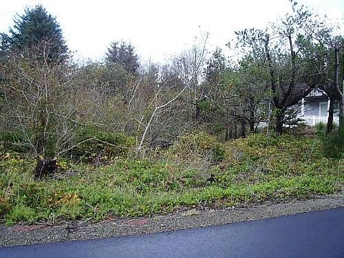 1st image of 907 357th Street