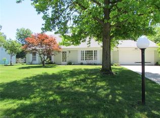 32689 Greenwood Dr, Avon Lake, OH
