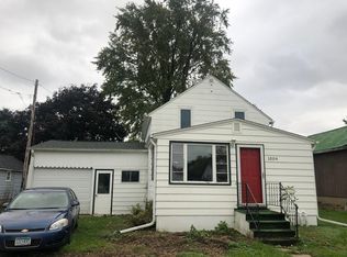 1004 E Main St, Caledonia, MN 55921
