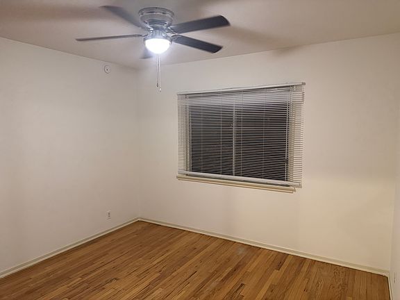 5th image of 4961 Cahuenga Blvd
