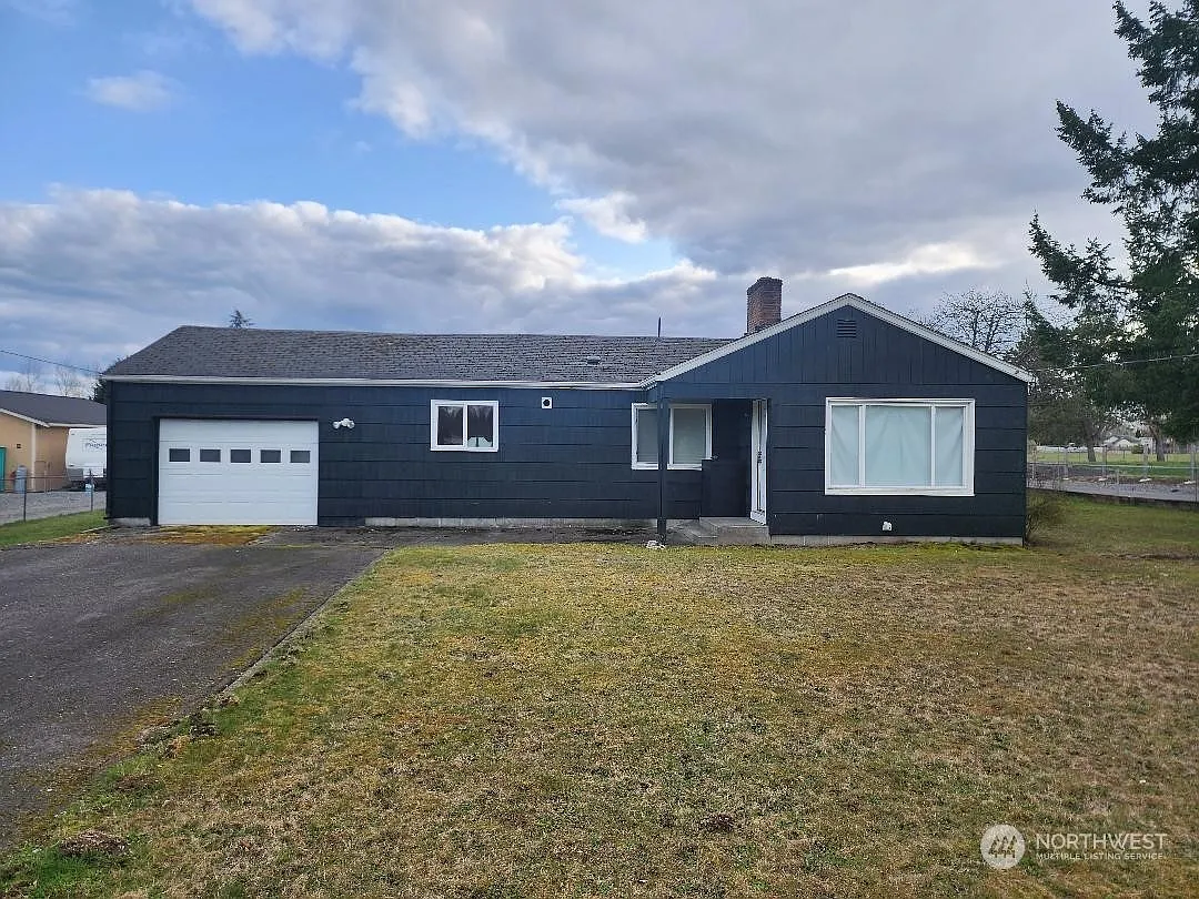 4104 104th Street E photo 1