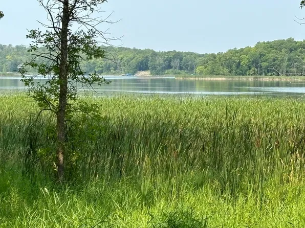 1254 Island Lake Resort Dr, Lengby, MN 56651