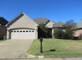 102 Kanis Creek Ln, Little Rock, AR 72223