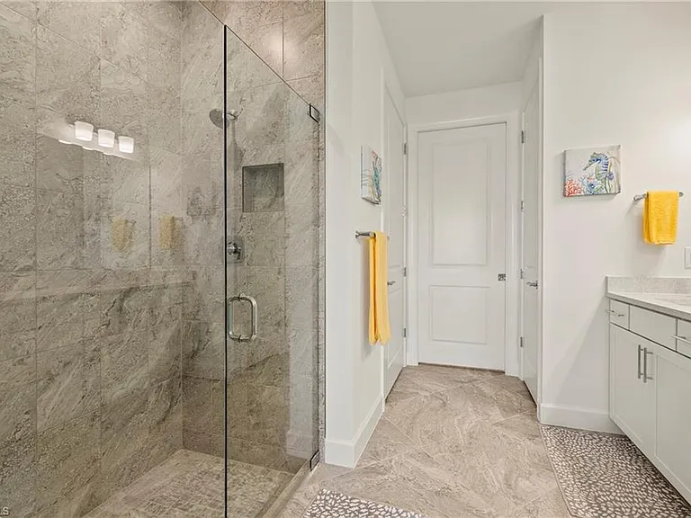 17434 Caravita Ln — Photo 14