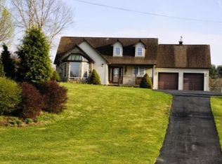 555 Chinquapin Ave, Rural Retreat, VA 24368