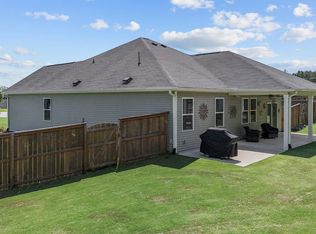 30 Wood Barn Ct, Fuquay Varina, NC 27526