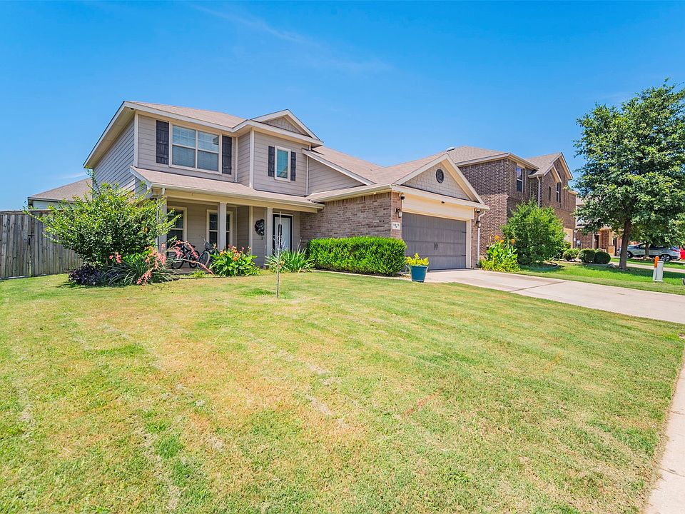 1st image of 9913 Fox Hill Dr