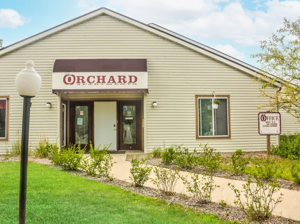 Orchard Apartments, 700 N Waverly Rd #2, Chesterton, IN 46304
