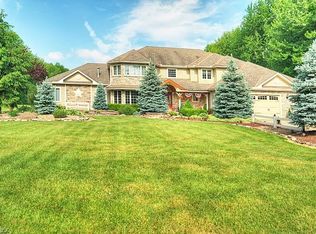10888 Station Rd, Columbia Station, OH 44028