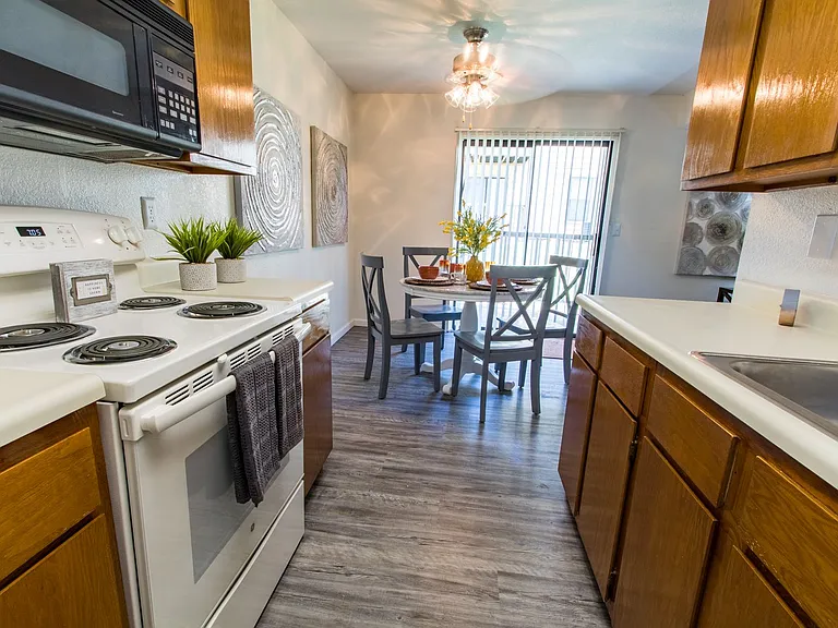 ONE MONTH FREE! APPLY FREE! VIRTUAL TOURS! — Photo 69