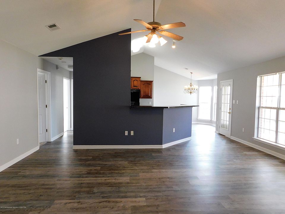 1st image of 8403 Berkley Dr