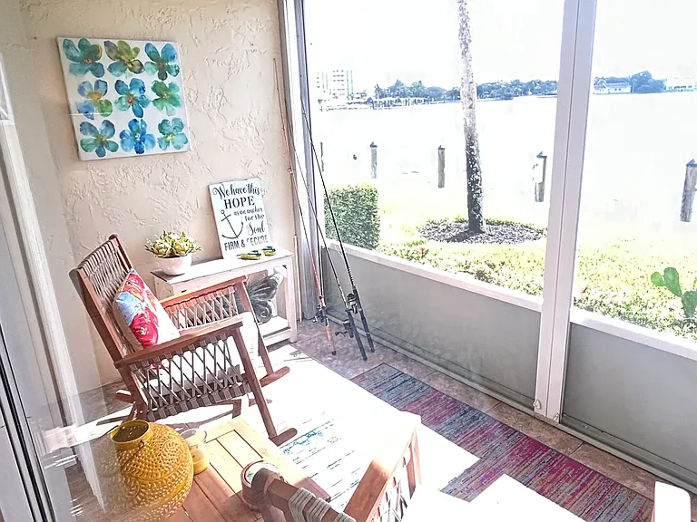 408 Tudor Dr #1C — Photo 20