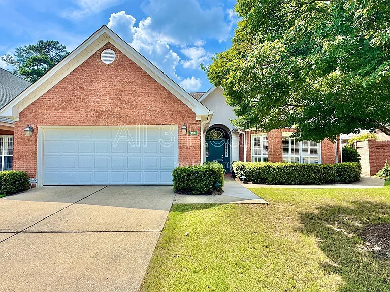 113 River Chase Ct — Photo 1