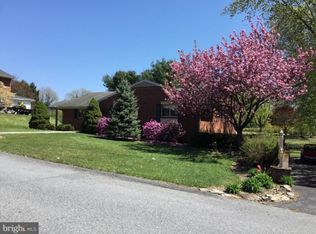 30 Redwood Dr, Hagerstown, MD 21740