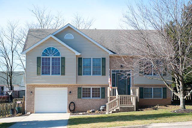 1st image of 1729 Evergreen Dr