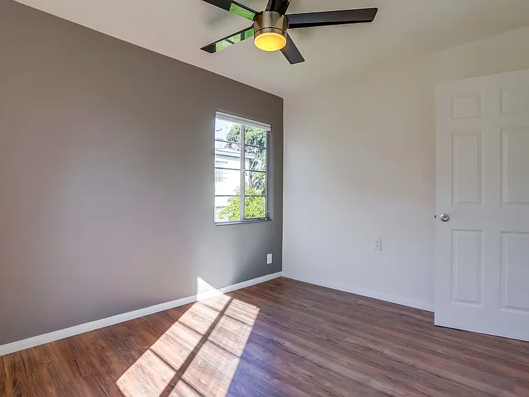 1074 Turquoise St — Photo 17