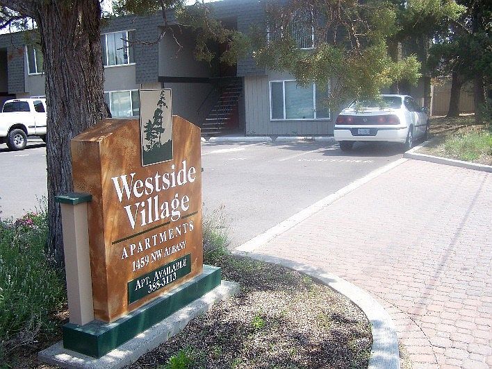 1st image of 1459 NW Albany Ave APT 36
