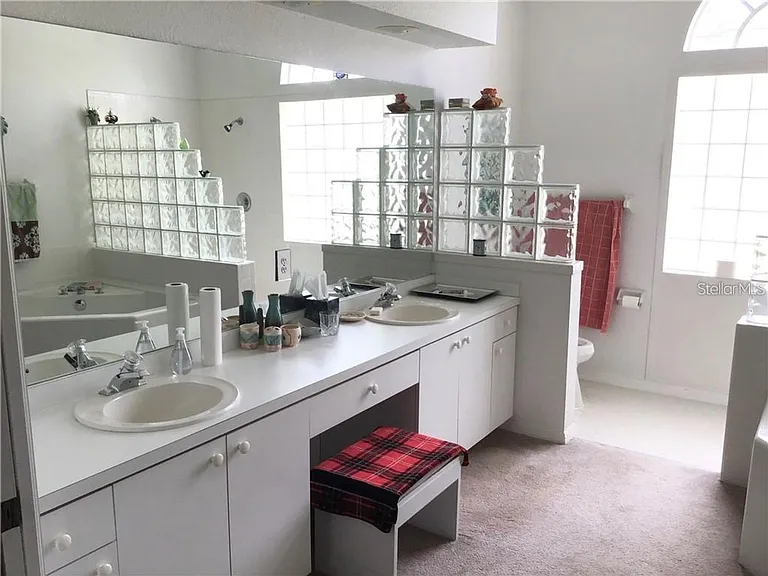 2984 Tusket Ave — Photo 10