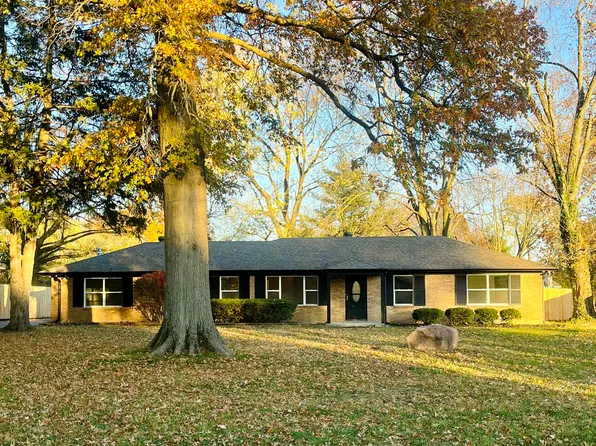 10109 Carrollton Ave, Carmel, IN 46280