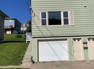 1075 Alice St #1, Dubuque, IA 52001