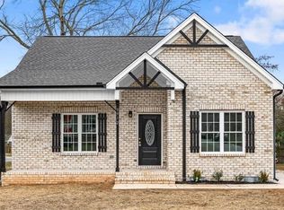3912 Fairall Dr, Greensboro, NC 27401