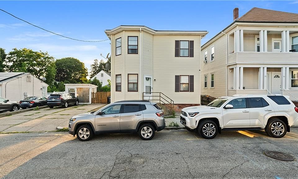 1st image of 18 Amory St