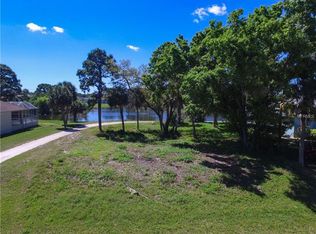 6 Pine Valley Ct, Rotonda West, FL 33947