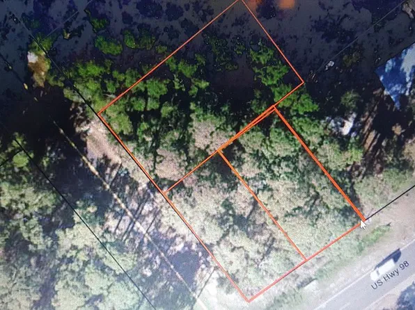 107 Georgia St, Lanark Beach, FL 32322