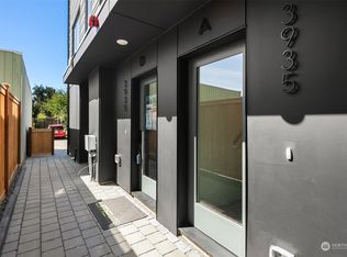 3935 Wallingford Ave N #A, Seattle, WA 98103
