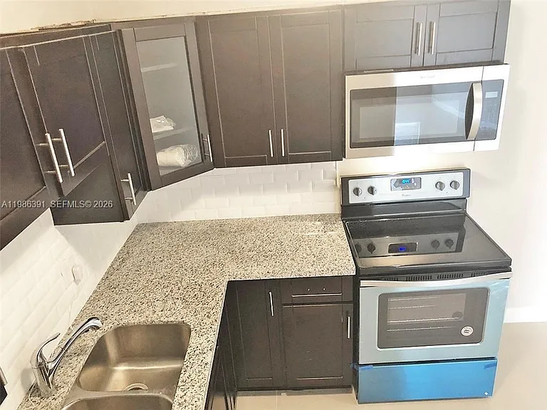 7650 SW 10th Ct #A — Photo 19