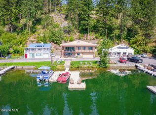 11951 N Honeymoon Bay Rd, Newman Lake, WA 99025