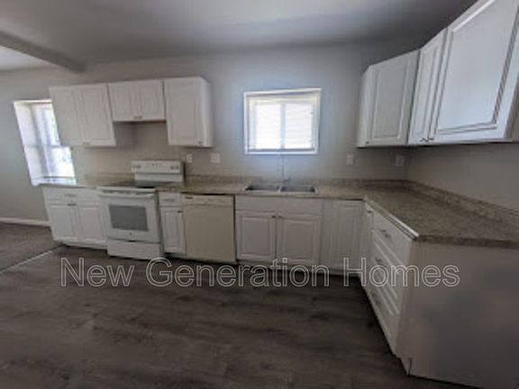 5th image of 920 Carteret Ave
