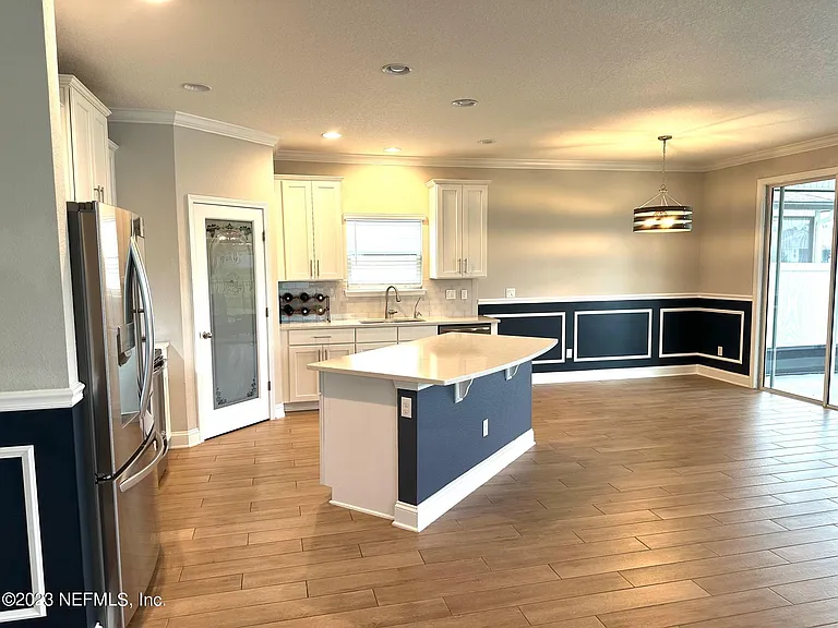 8208 Cape Fox Dr — Photo 11