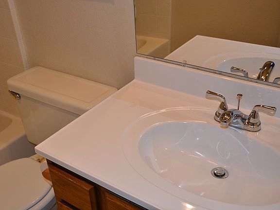 5th image of 240 N Bayshore Blvd APT 219