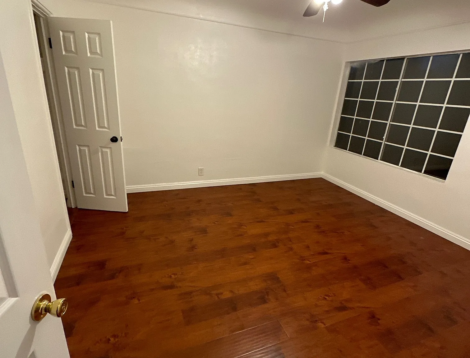 3 bed, 995 sqft, $2,600 — Photo 3
