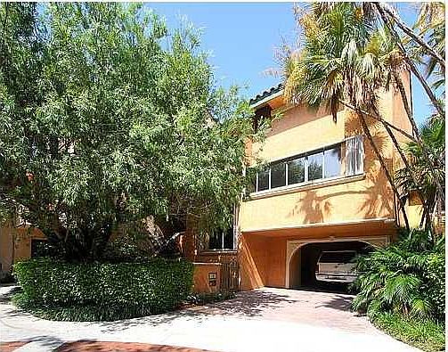 1st image of 2000 S Bayshore Dr APT 5