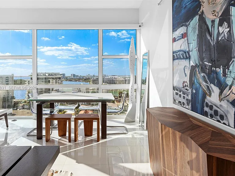 6801 Collins Ave — Photo 27