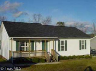 518 Three Oaks Ct, High Pt, NC 27265