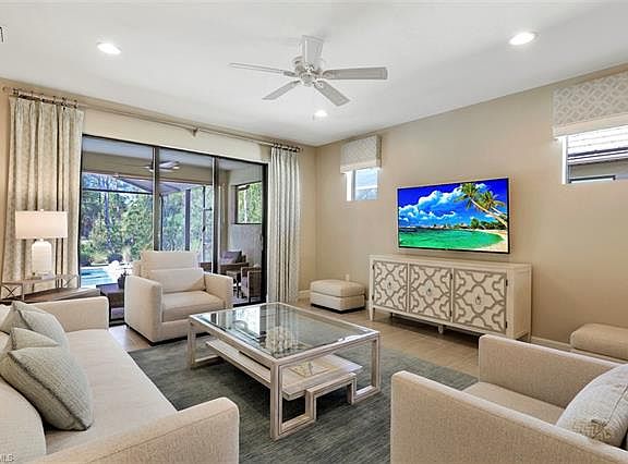 3rd image of 7065 Live Oak Dr
