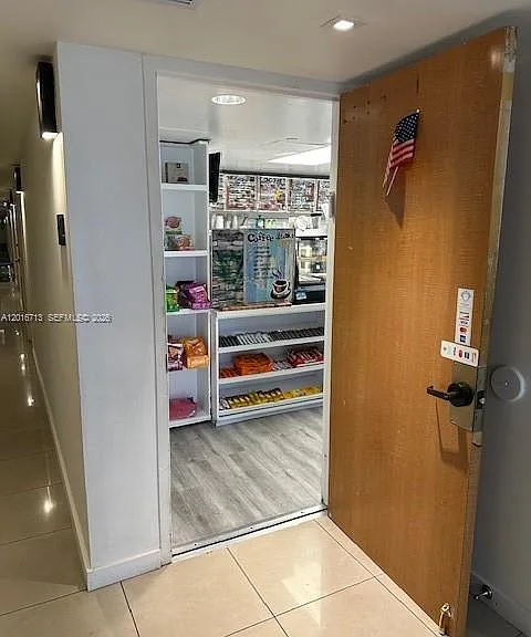 650 West Ave #1406 — Photo 32