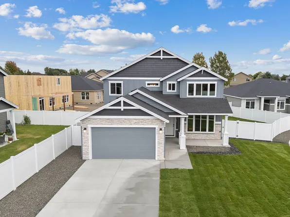 711 N Thrush Ct, Moses Lake, WA 98837