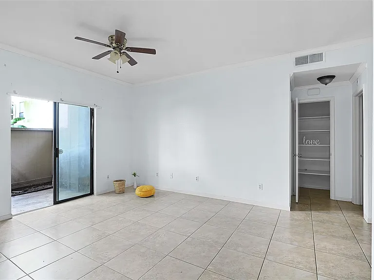 10051 Westpark Dr #205 — Photo 12