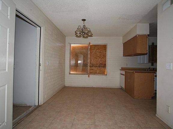 5th image of 205 E Evelyn St